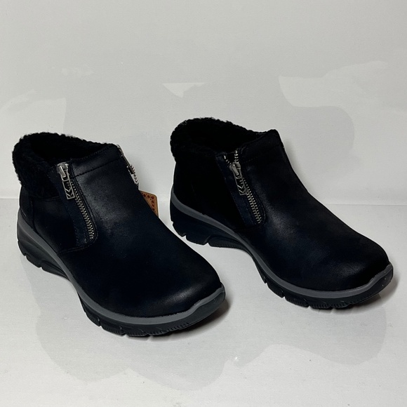 Skechers Easy Going Social Mode Water Repellent Vegan Ankle Boots - Picture 1 of 6